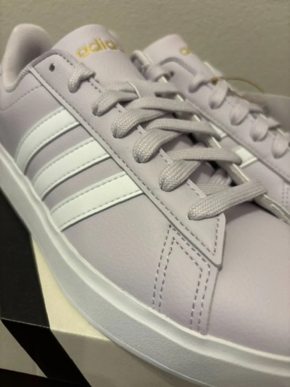 adidas Grand Court 2.0 Women's Sneakers - Light Lavender with White and Gold
